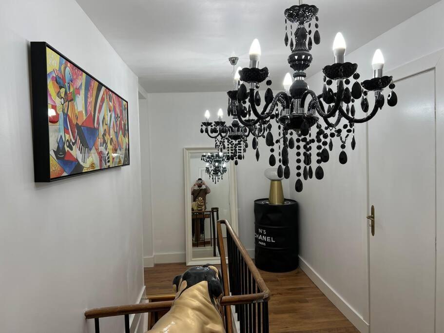 Appartement Superbe Avec Mobilier Luxueux. *