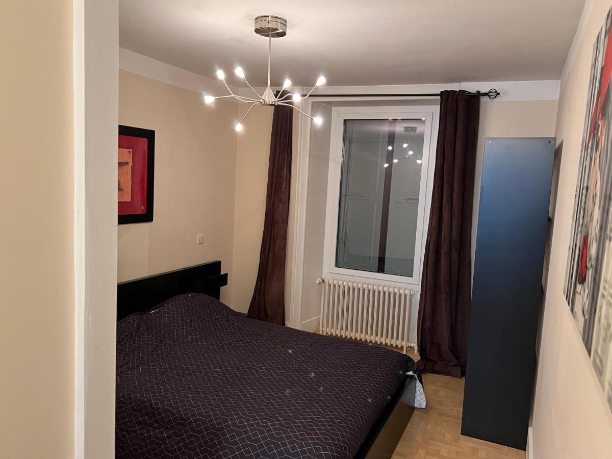 Appartement Superbe Avec Mobilier Luxueux.