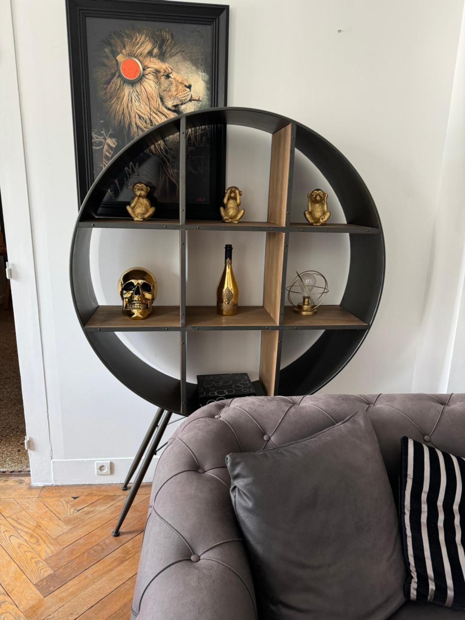 Superbe Avec Mobilier Luxueux. Appartement