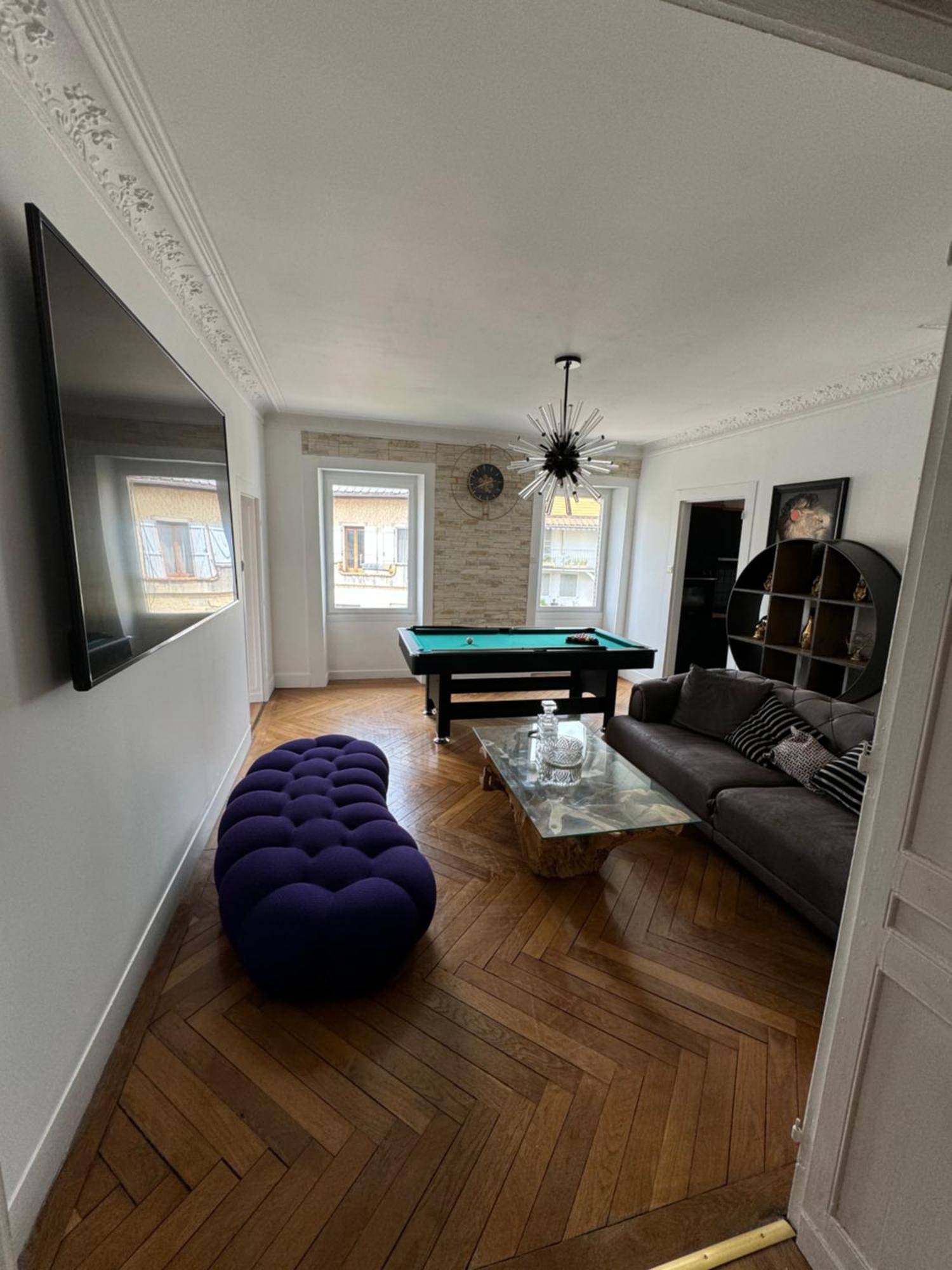 Superbe Luxueux, Tres Spacieux, Prix Exceptionnel Apartment *